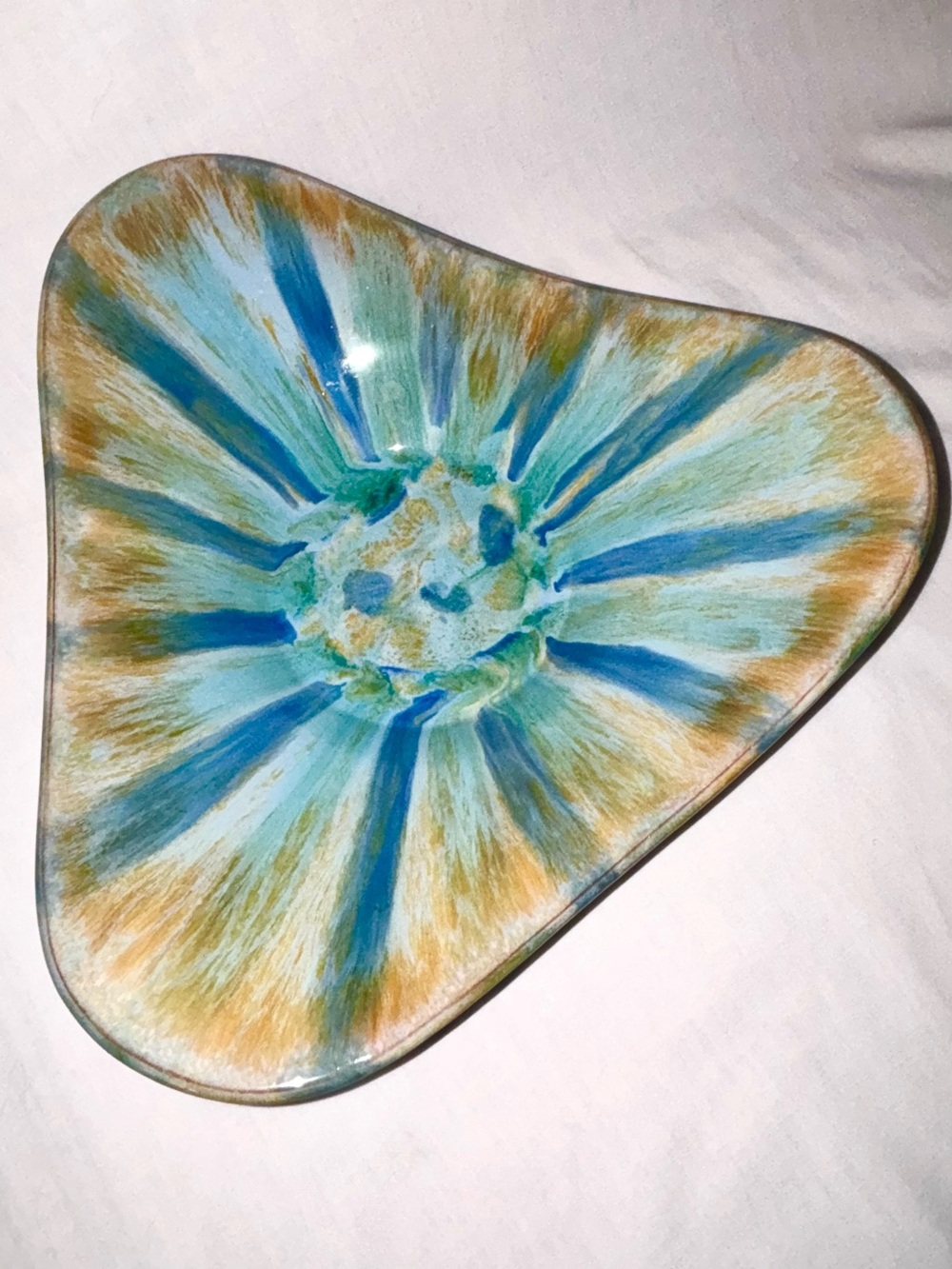 Vintage Blue Mountain Art Pottery Muskoka Candy Stripe Dish BMP Large Triangular - Picture 2 of 5